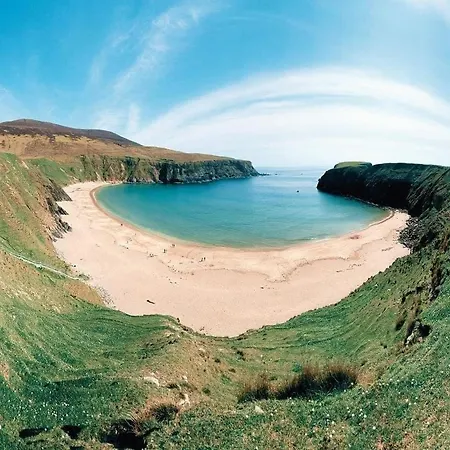 Charming 2-bed In Centre Casa de Férias *