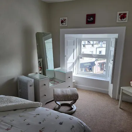 Charming 2-bed In Centre * Donegal Town