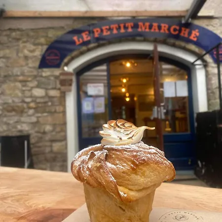 Charming 2-bed In Centre Casa de Férias