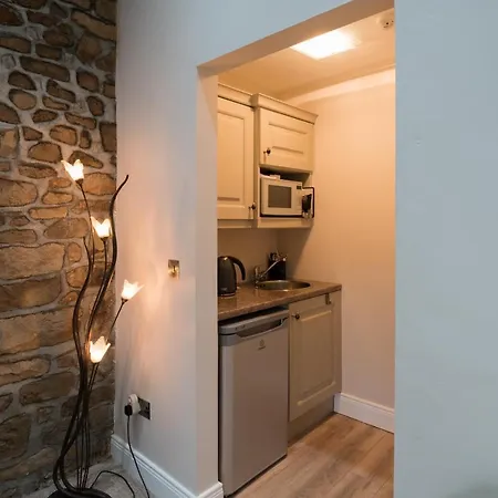Charming 2-bed In Centre Holiday home *