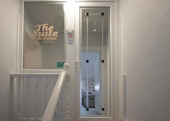 Charming 2 Bed Centre Donegal Town