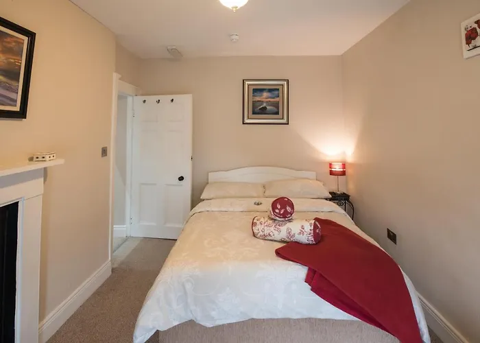 Charming 2 Bed Centre Donegal Town