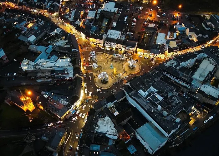 Vakantiehuis Charming 2 Bed Centre *