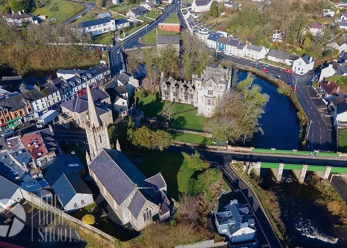 Charming 2 Bed Centre *