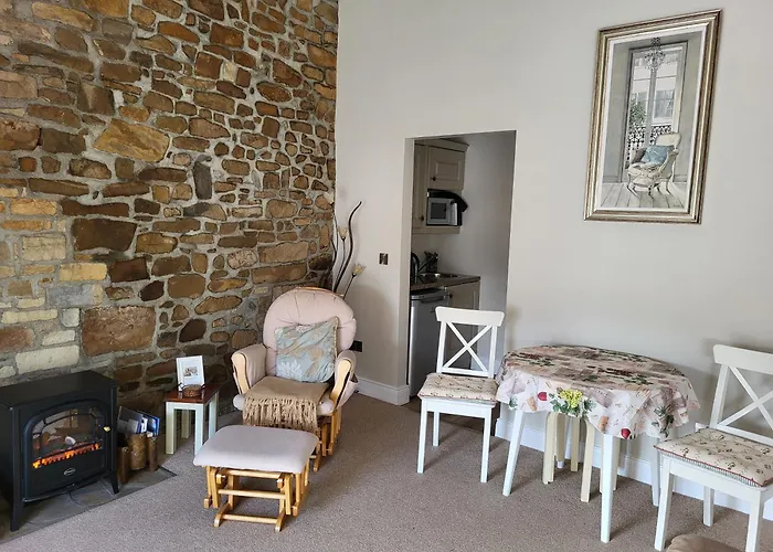 Vakantiehuis Charming 2 Bed Centre *